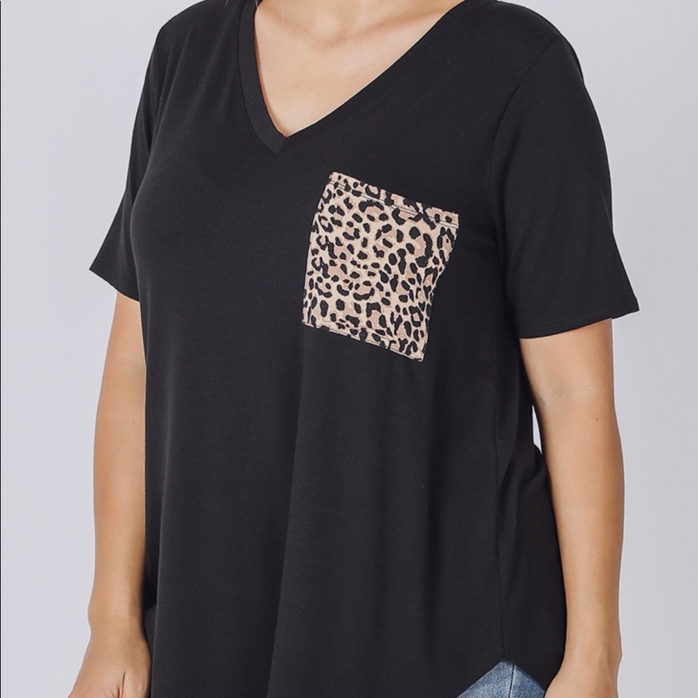 Leopard Pocket Tee - PLUS